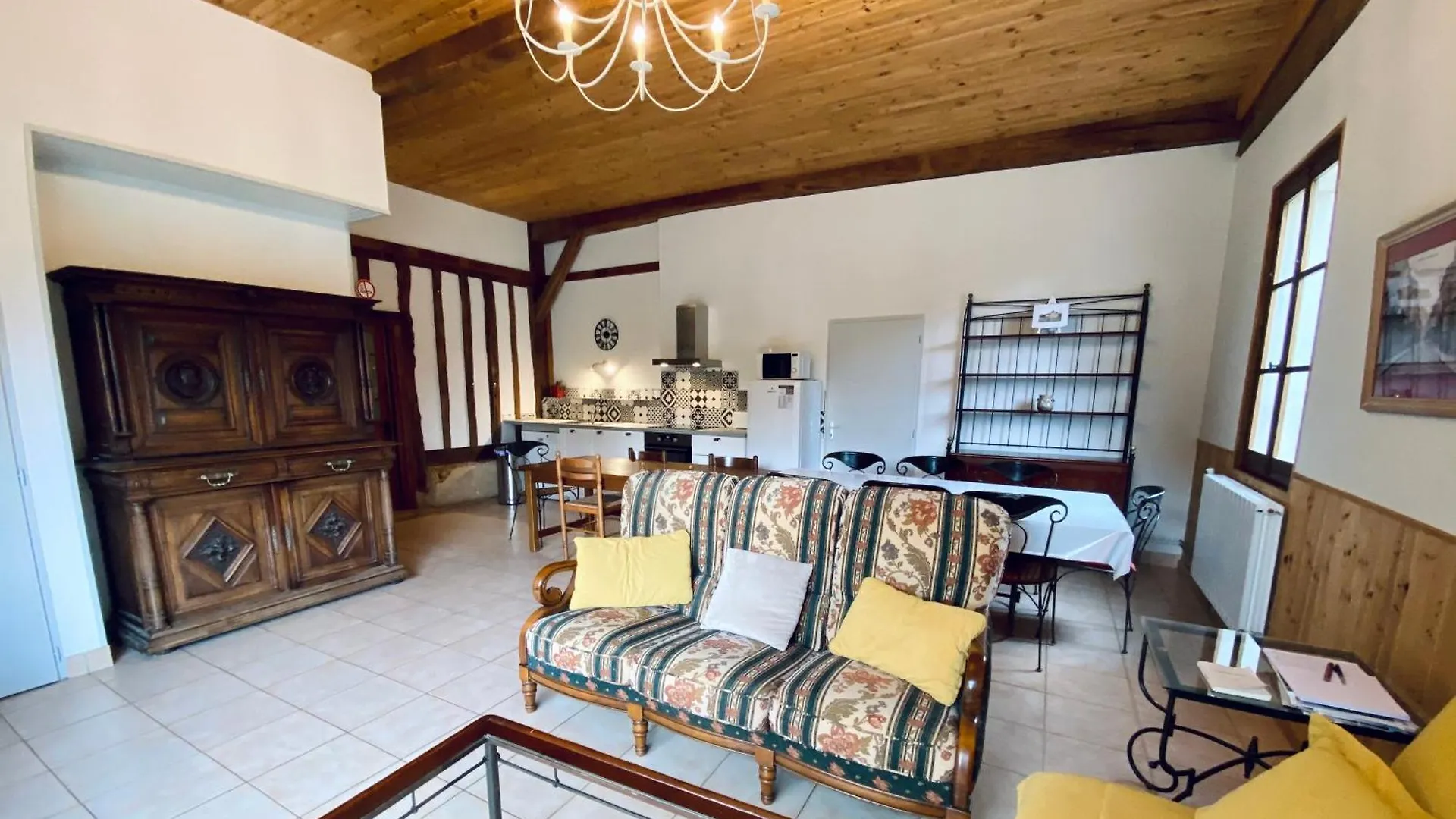 Domaine De La Source Acomodação com café da manhã Sainte-Christie-d'Armagnac 0*,